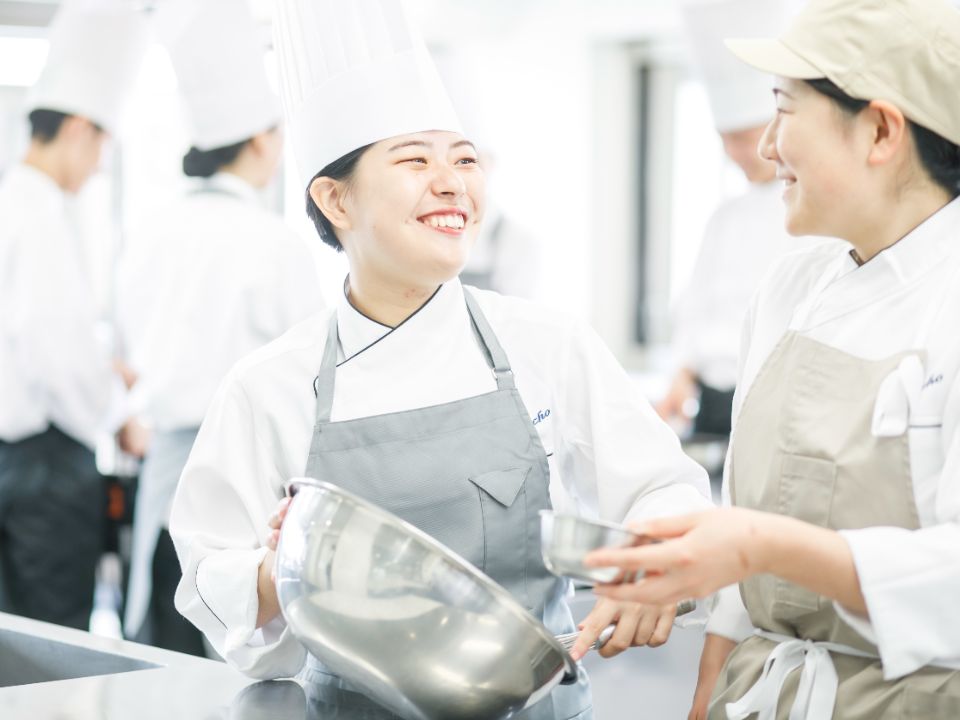 名古屋調理師専門学校 | 学校案内、資料請求はコチラ | ベスト進学ネット